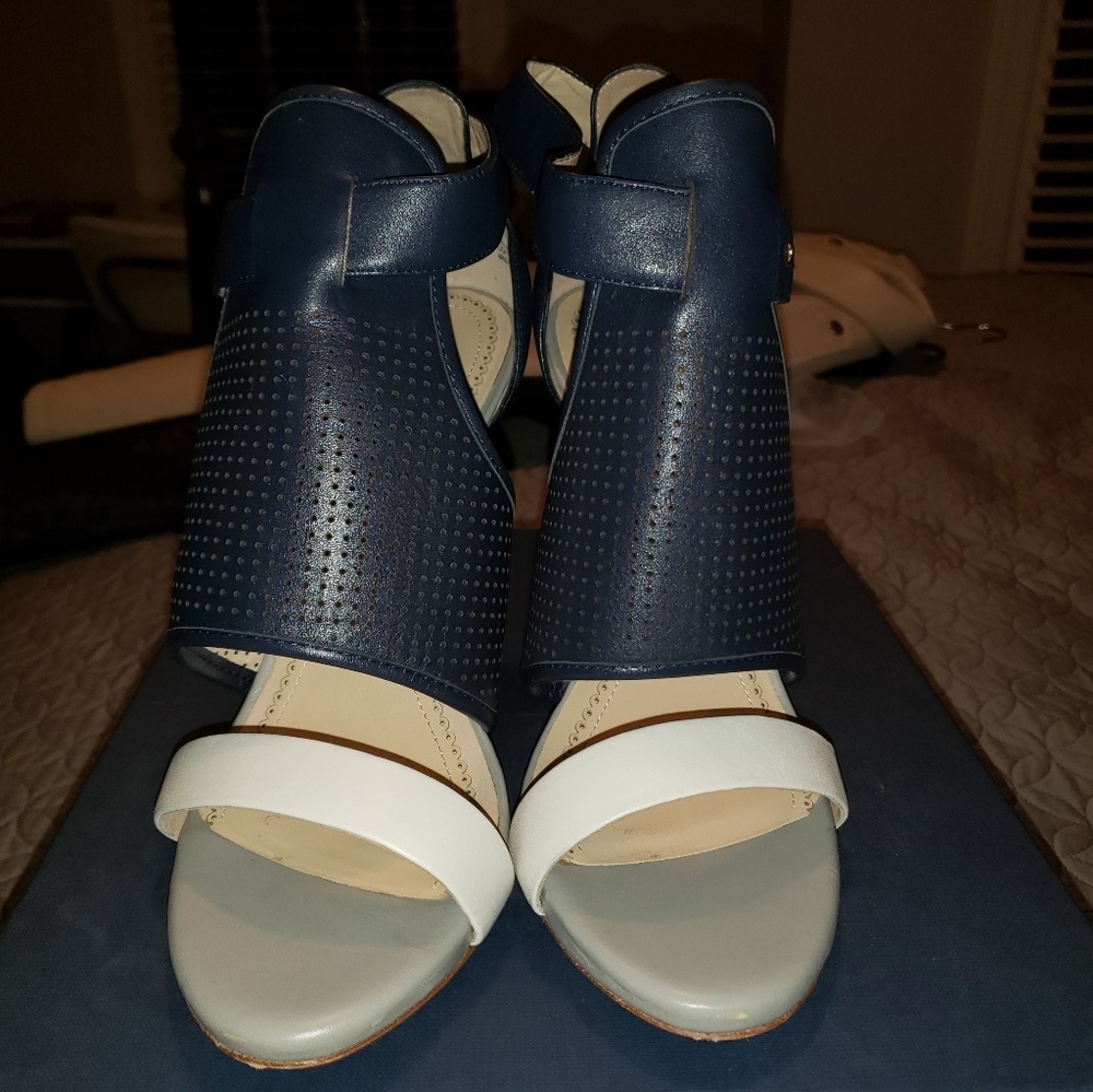 Pour La Victoire Heel